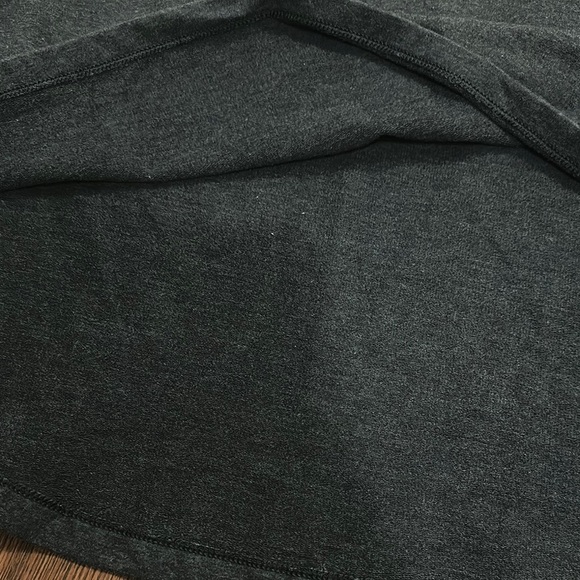 Lululemon high neck tank - Picture 4 of 7